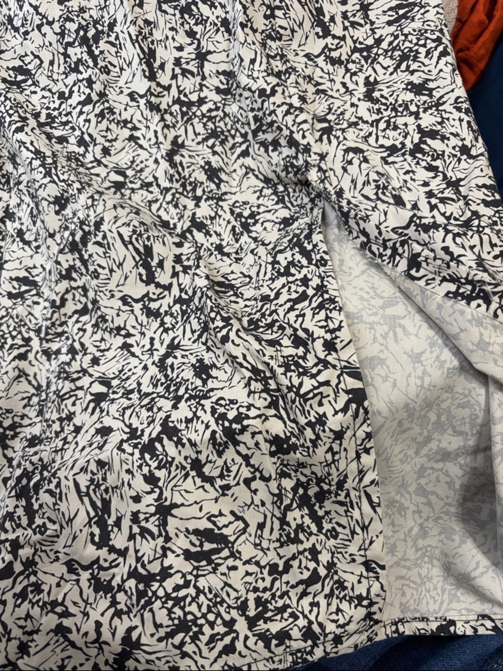 handmade modest long black and white skirt with slit - Picture 2 of 4